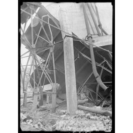 ImagesDéfense Les mines de Courrières. Harnes. Fosses 917. Autre vue