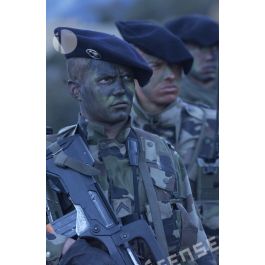Palette compacte de peinture pour visage de camouflage 3 couleurs