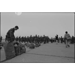 ImagesDéfense - Des parachutistes du 3e régiment parachutiste d ...