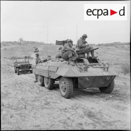 Matériel - 22-2739 : AUTO MITRAILLEUSE DE CAVALERIE