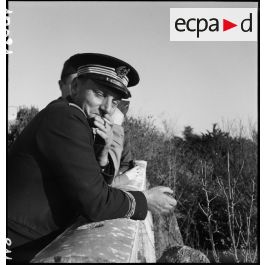 ImagesDéfense - Portrait d'un capitaine de corvette.