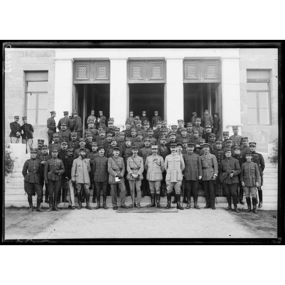 Athènes. École des Évelpides. Cours d'Etat-major d'Infanterie. [légende d'origine]