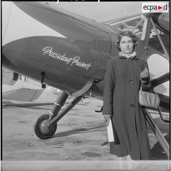 Baptême d’avion à l’Association Aéronautique Algérienne. [Description en cours]