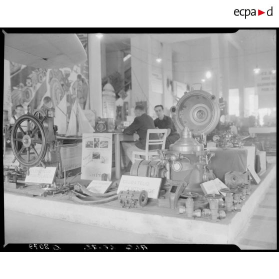 Vue d'un espace d'exposition du ministère de l'Armement d'Alger.