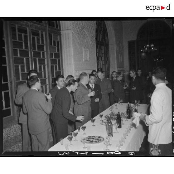 Réception donnée à l'occasion de la prise de commandement de la Xe région militaire (RM) du général Duché.