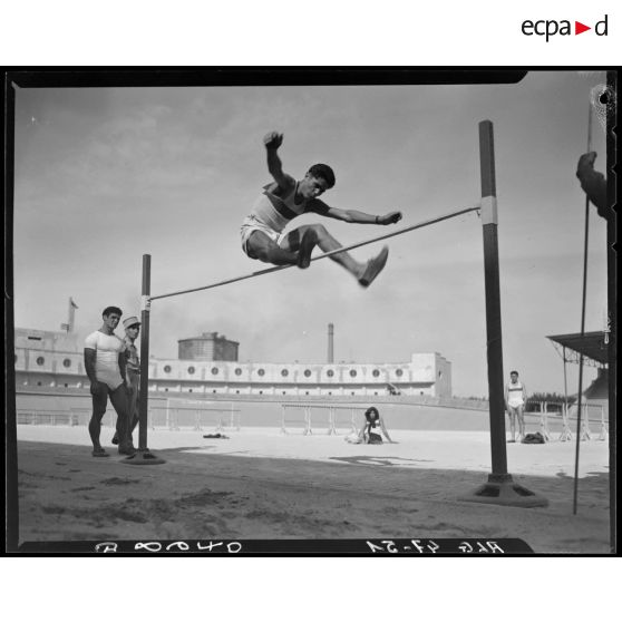 Epreuve de saut en hauteur : entrainement.