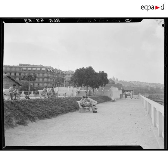 Jardins du foyer du soldat de la division d'infanterie motorisé (DIM).