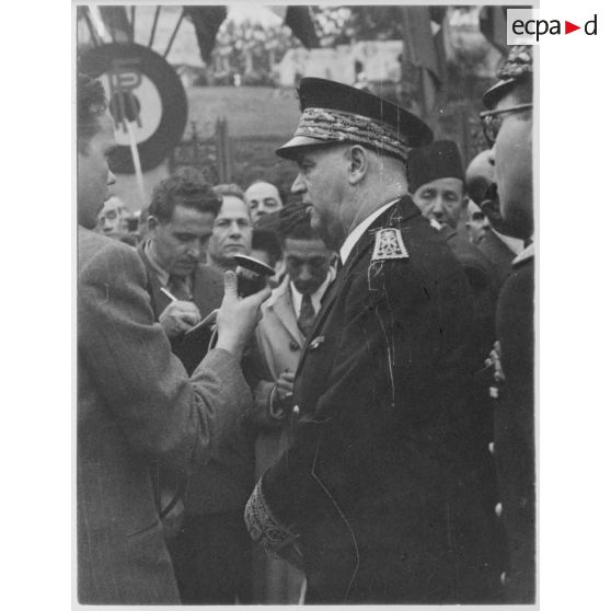 Interview de Marcel-Edmond Naegelen, le nouveau gouverneur général de l'Algérie, lors de sa visite à Alger.