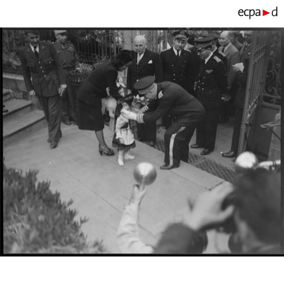Visite du nouveau gouverneur général de l'Algérie, Marcel-Edmond Naegelen, à Alger.