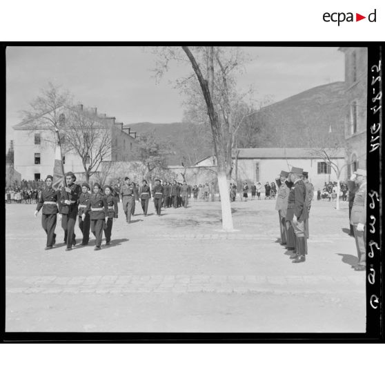Cérémonie à l'Ecole militaire préparatoire nord-africaine (EMPNA) de Miliana.