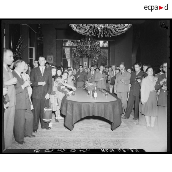 Réception lors de l'inauguration du stade de l'Etablissement régional du matériel (ERM) à Alger.