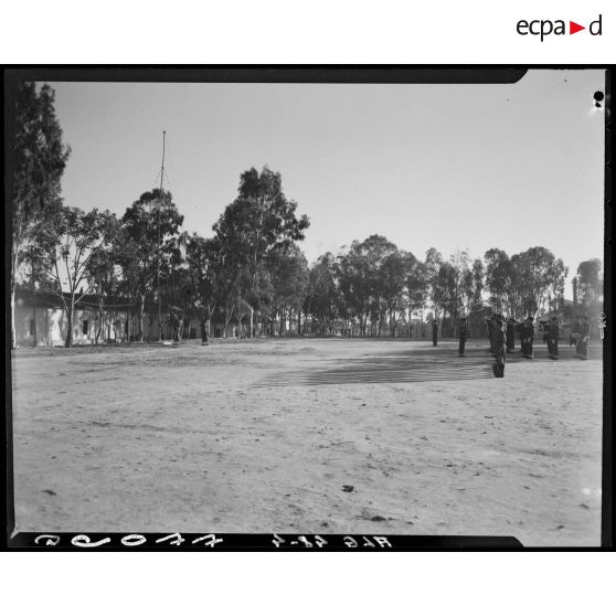 Cérémonie de levée des couleurs.