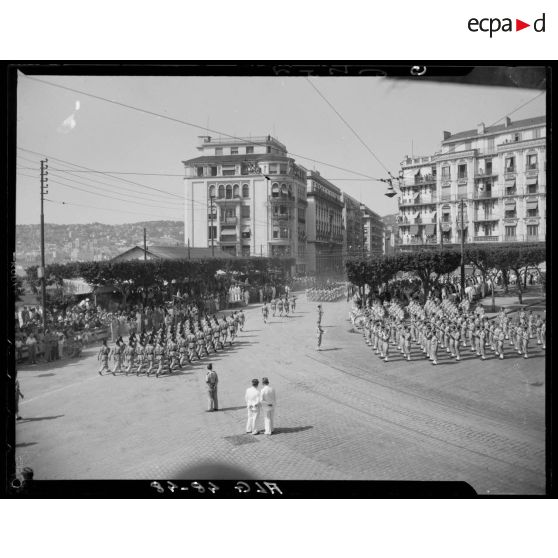 Cérémonie à Alger, pour le rapatriement des militaires tombés en AFN.