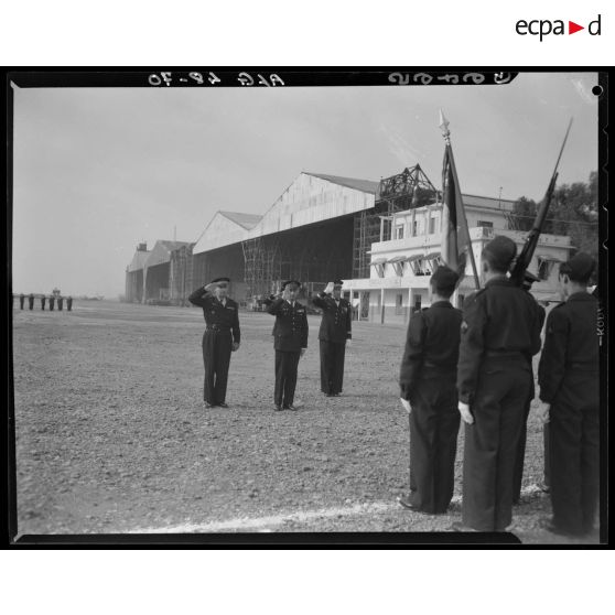 Une cérémonie de l'armée de l'Air, sur une base aérienne en Algérie.