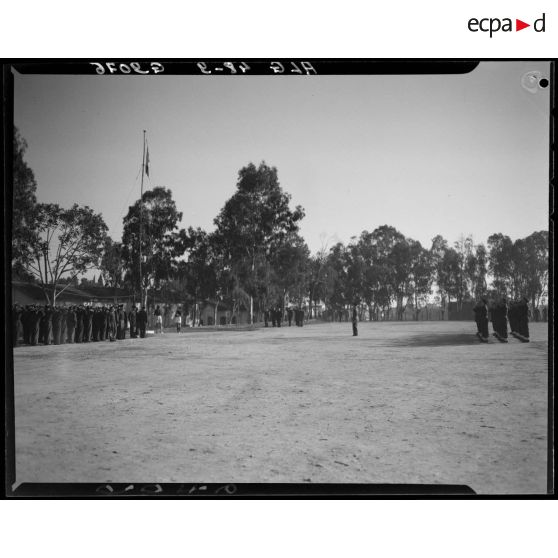 Cérémonie de levée des couleurs.