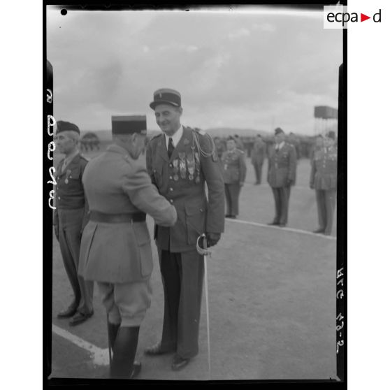 Cérémonie de remise de décorations.