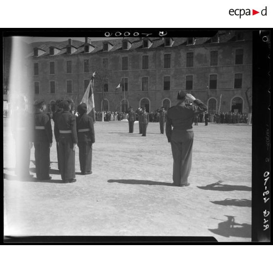 Cérémonie pour la passation de commandement de la division d'Alger.