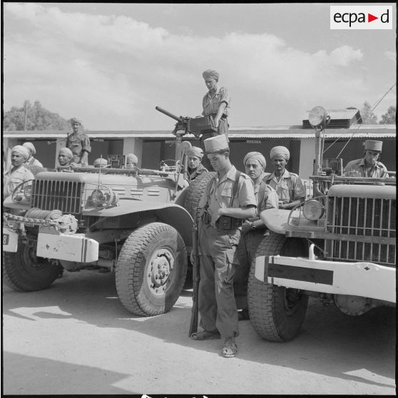 Vie quotidienne militaire. [Description en cours]