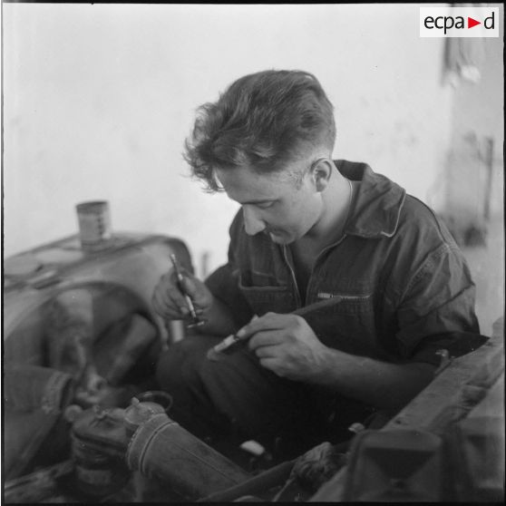 Travaux de mécanique et de soudure. [Description en cours]