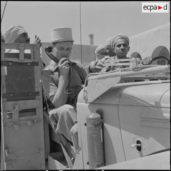 Vie quotidienne militaire. [Description en cours]