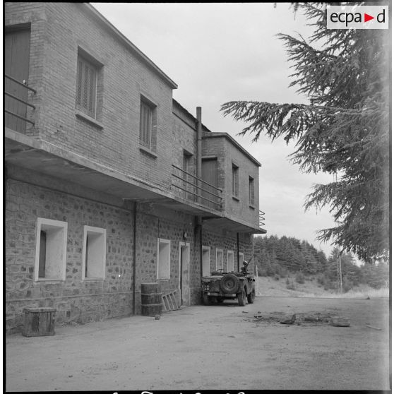 Le 22e BCA à Bouira. [Description en cours]