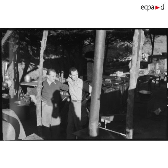 Vie quotidienne au 21e RI. [Description en cours]