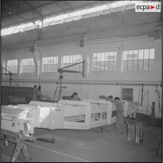 Ateliers de la société Neyrpic-Afrique. [Description en cours]