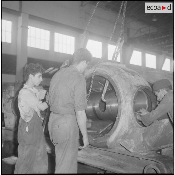 Ateliers de la société Neyrpic-Afrique. [Description en cours]