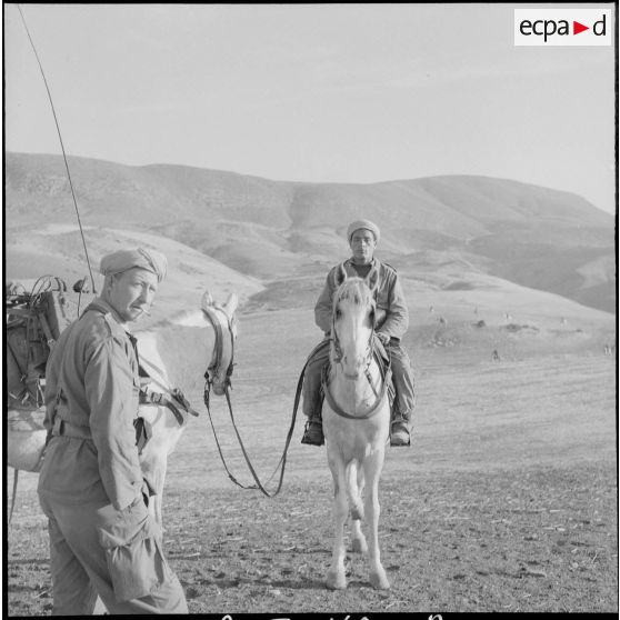 Le 2e groupe nomade à Teniet-el-Haad. [Description en cours]