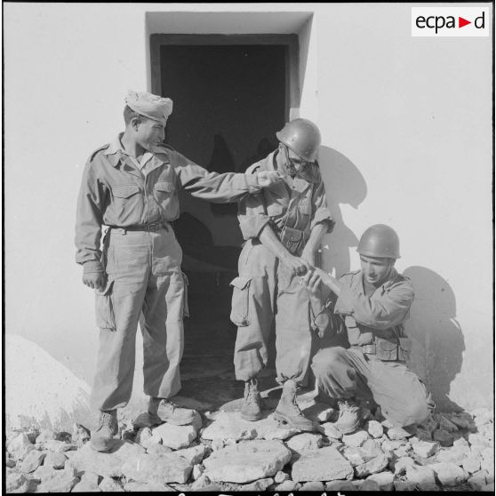 Le 2e groupe nomade à Teniet-el-Haad. [Description en cours]