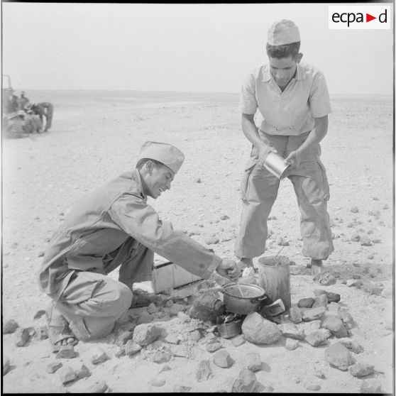 La 3e CAST de Colomb-Béchar à Tindouf. [Description en cours]