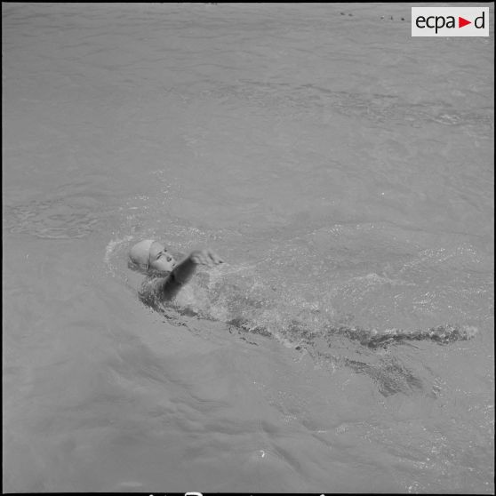 Militaires et étudiants d'Alger chez les Groupes Laïques d'Etudes d'Alger. [Description en cours]