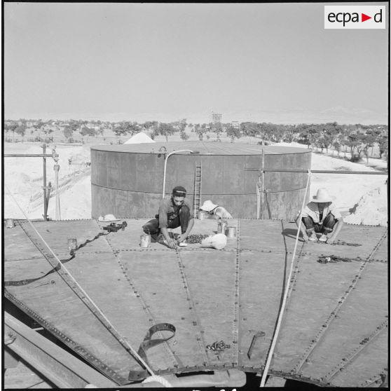 L'entreprise pétrolière BP en Algérie. [Description en cours]