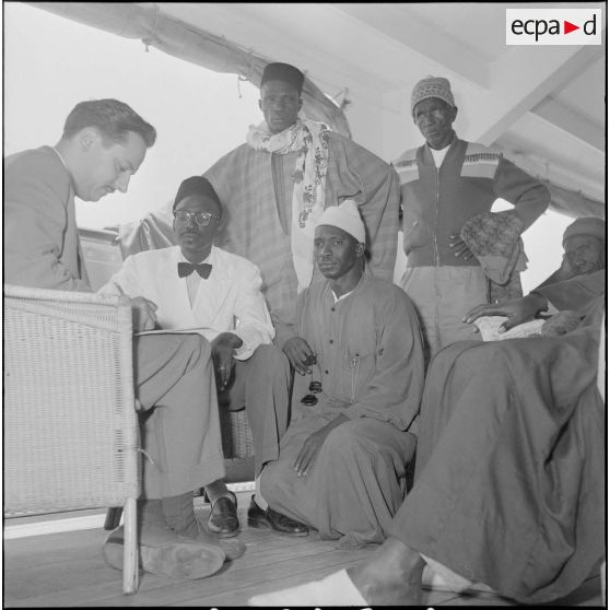 Une délégation d’origine africaine. [Description en cours]