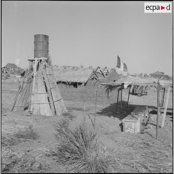 Bivouac dans le djebel et contacts avec la population locale. [Description en cours]