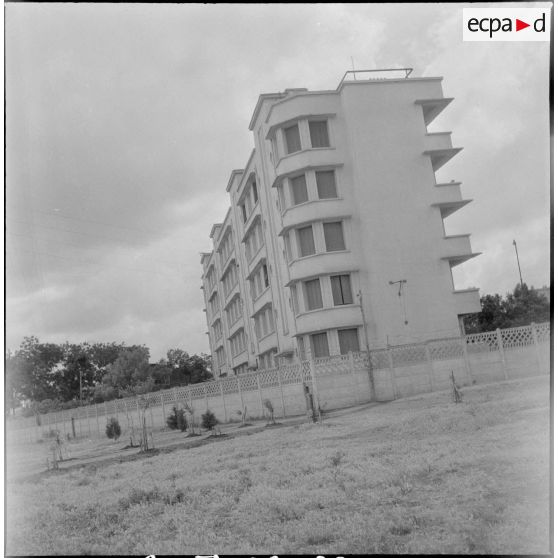 Scène de vie quotidienne militaire. [Description en cours]