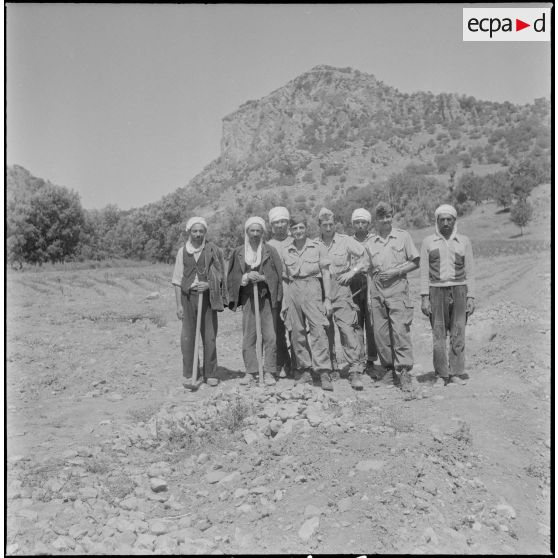 Scène de vie quotidienne militaire. [Description en cours]