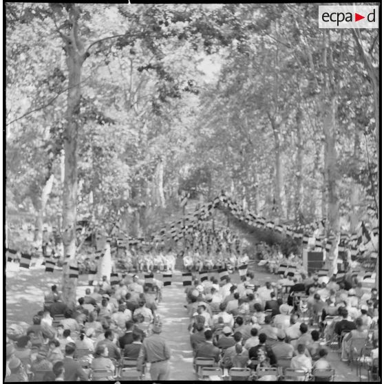 Présentation de l'école militaire préparatoire nord-africaine (EMPNA) de Koléa. [Description en cours]