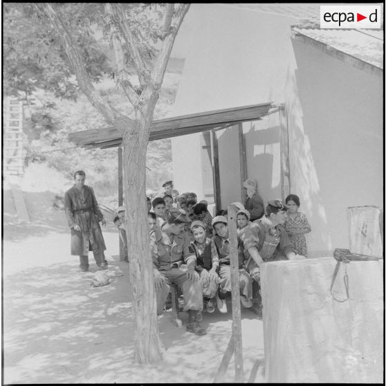 Actions de la DBFM dans la région de Bab-el-Assa. [Description en cours]