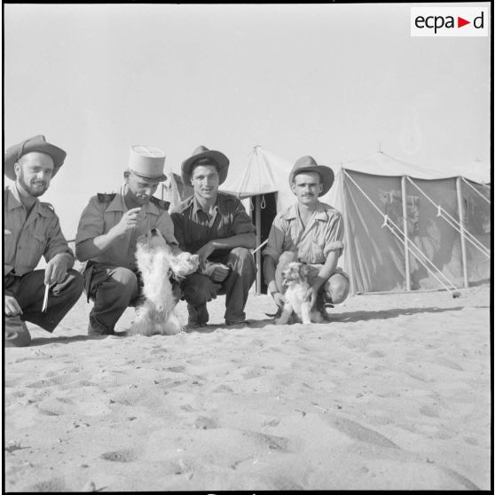 La 2e CSG (2e compagnie saharienne du génie) au Fort-Lallemand. [Description en cours]