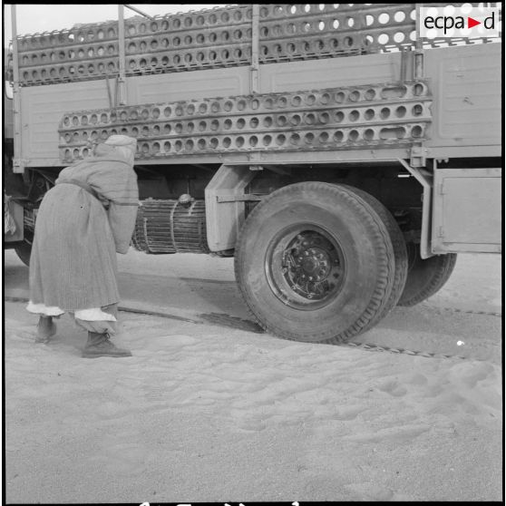 La 2e CAST à Ouargla. [Description en cours]