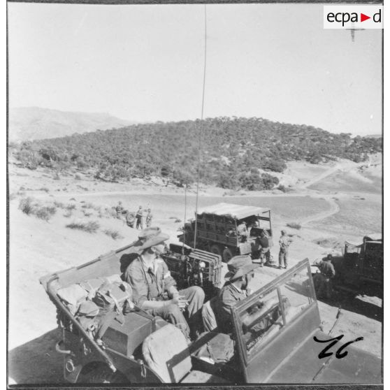 Opération héliportée au bordj Bou-Arreridj. [Description en cours]