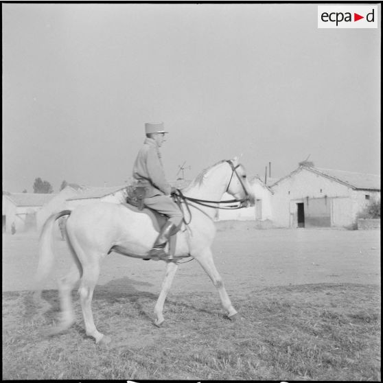 Détachement du 9e groupe de spahis algériens (9e GSA). [Description en cours]