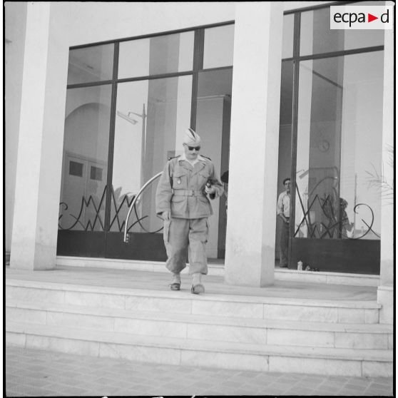 Le général Bertron à Lourmel. [Description en cours]