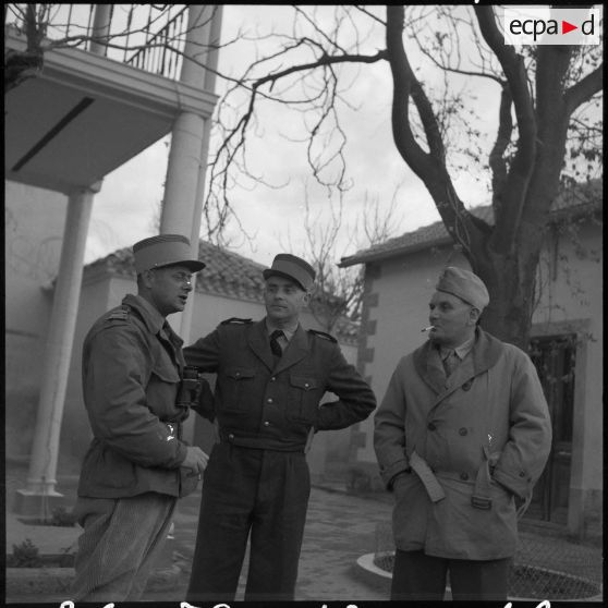 Opérations dans la région de Mac-Mahon, Barika. [Description en cours]