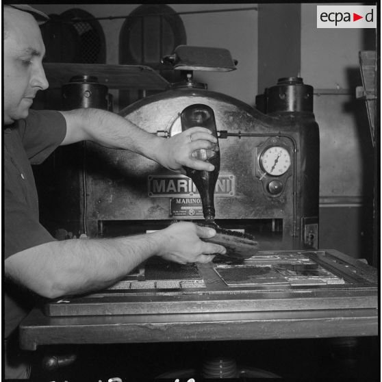 Fabrication du journal Le Bled à la SNEP à Alger. [Description en cours]