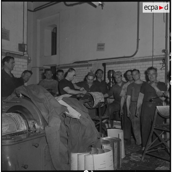 Fabrication du journal Le Bled à la SNEP à Alger. [Description en cours]