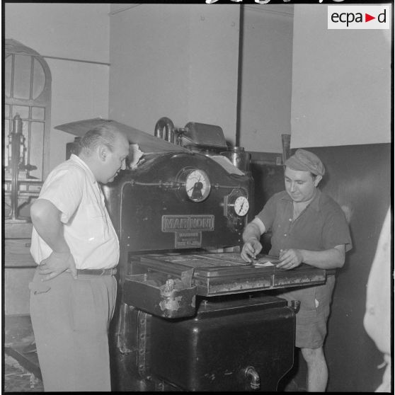 Fabrication du journal Le Bled à la SNEP à Alger. [Description en cours]