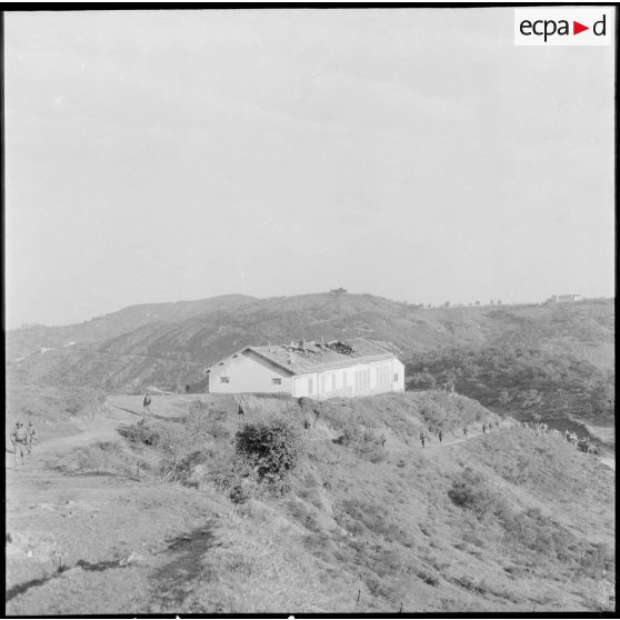 Le 2/13e RTS (2e bataillon du 13e régiment de tirailleurs sénégalais) en opération. [Description en cours]