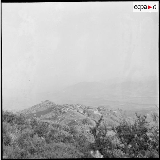 Le 2/13e RTS (2e bataillon du 13e régiment de tirailleurs sénégalais) en opération. [Description en cours]